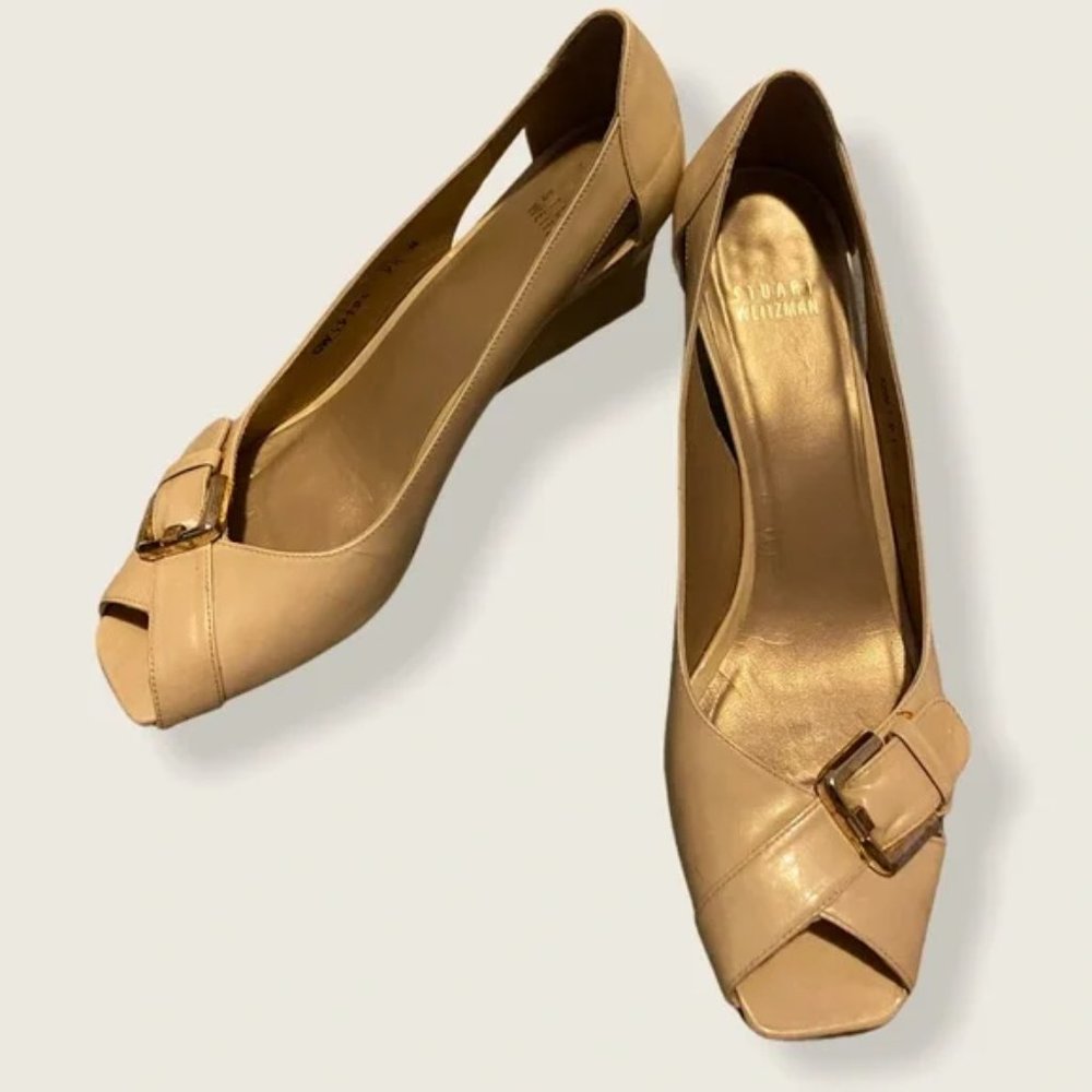 Stuart Weitzman Parchment Patent Leather Peep Toe with Criss Cross Design***